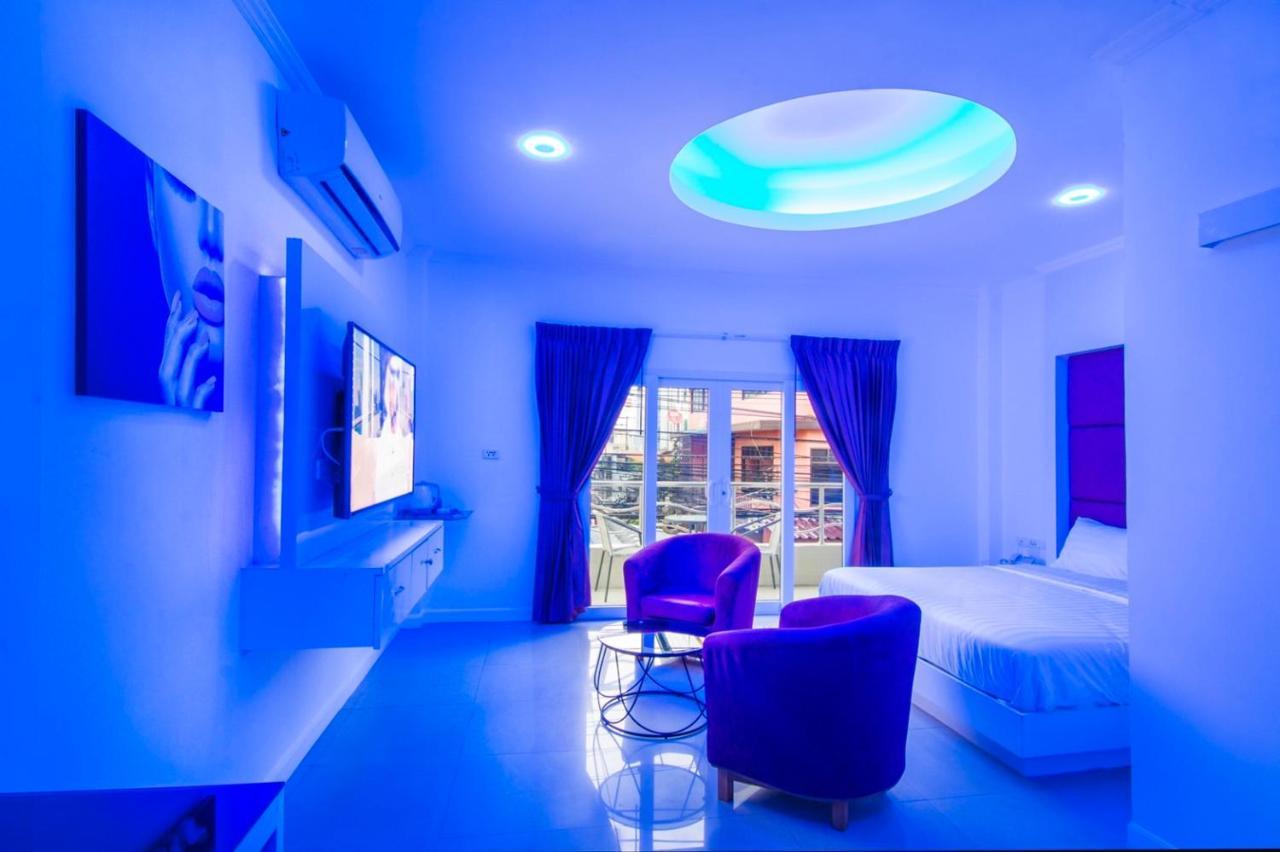 Titanic Residence-5 Minutes Walk To Walking Street 芭達亞 外观 照片