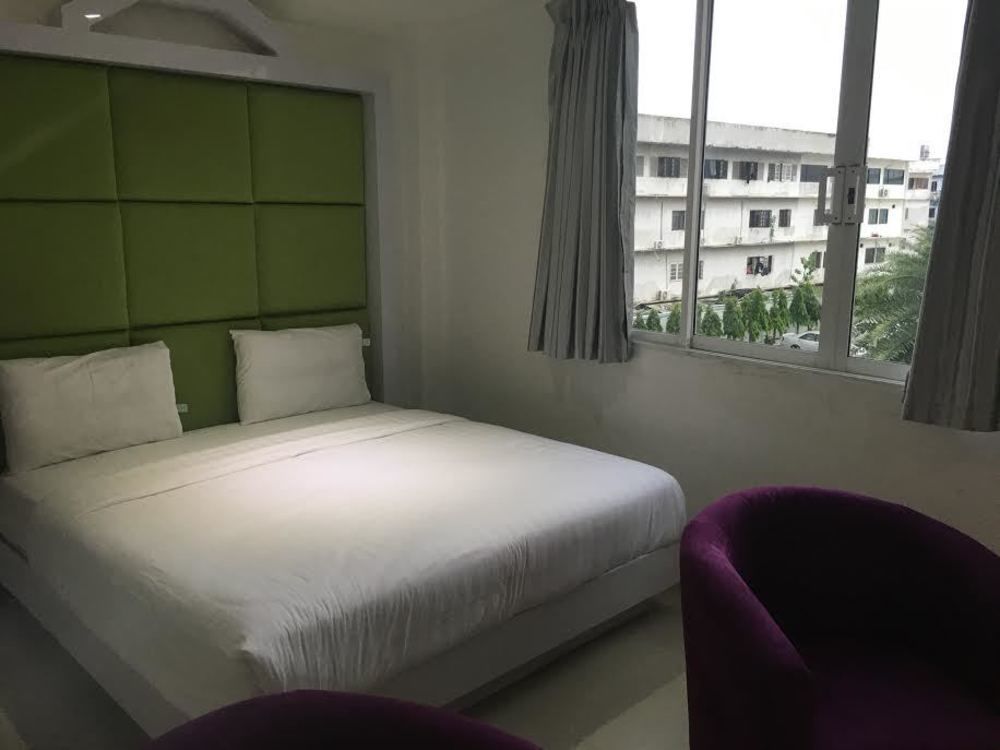 Titanic Residence-5 Minutes Walk To Walking Street 芭達亞 外观 照片